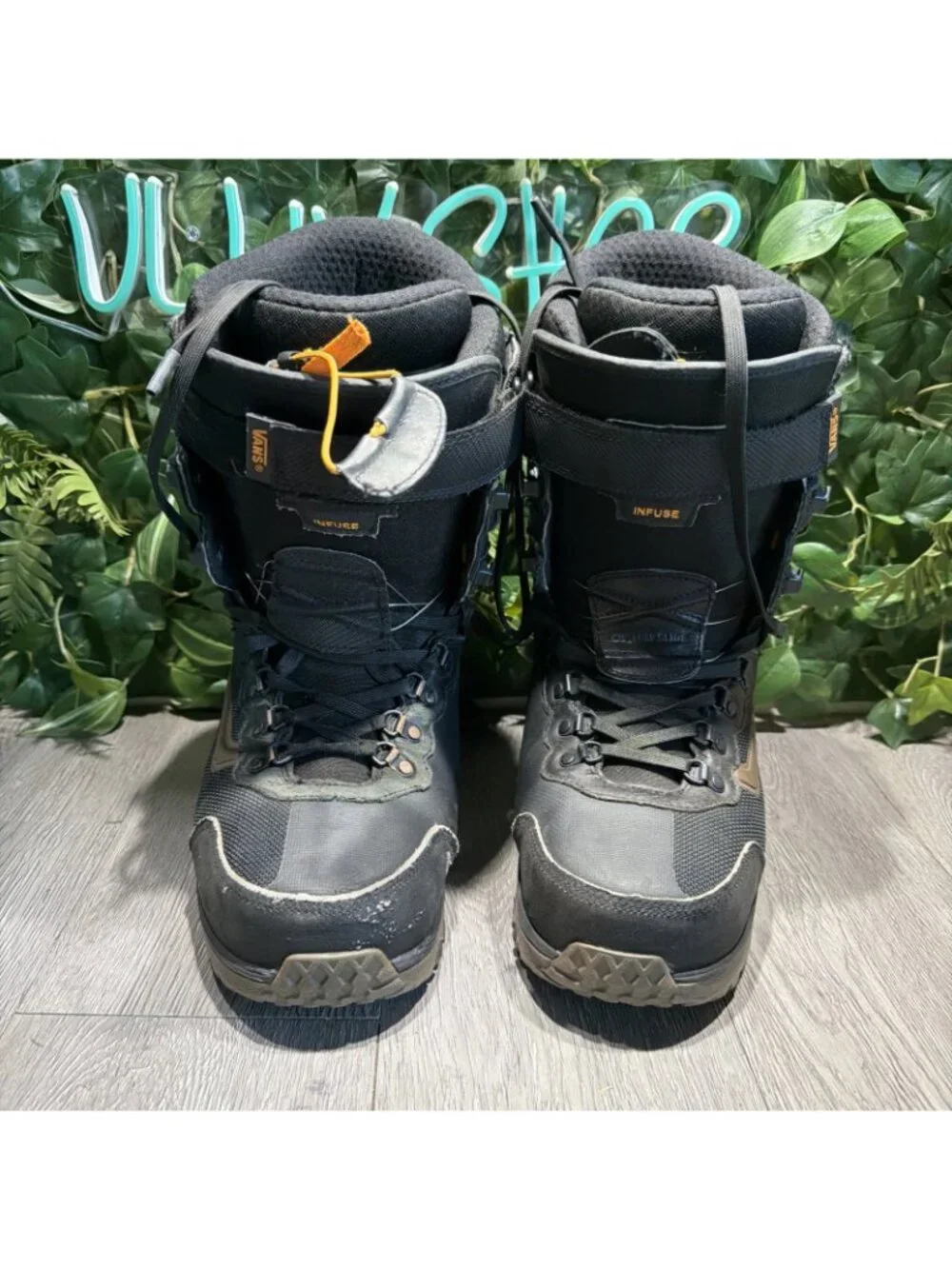 VANS Infuse V3 UltraCush Men's Snowboard Boots Black/Canteen Sz 8.5 VN0A3DIL0CB